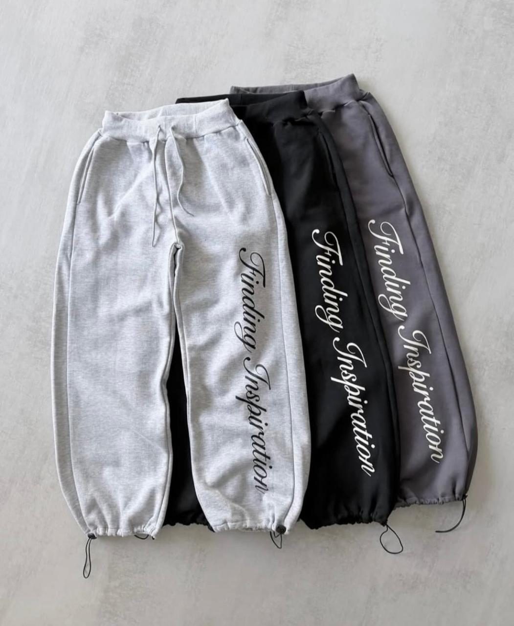 Jogging Baggy Frizado estampado